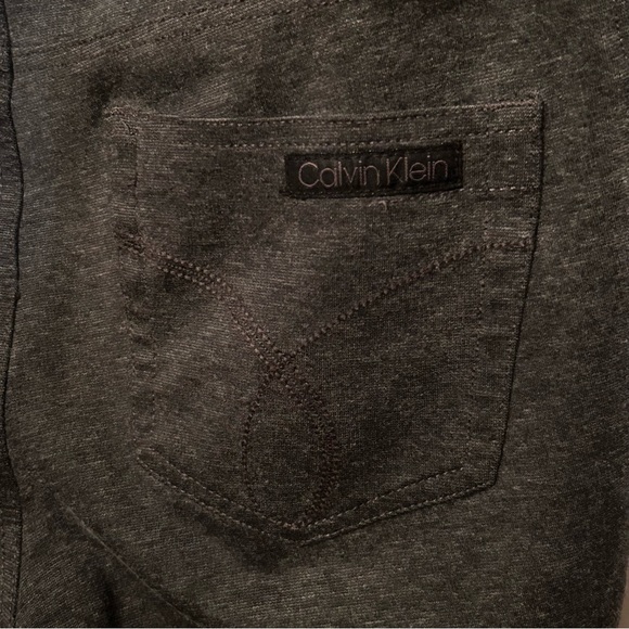 Calvin Klein gray slacks zipper front Size 0 - 28 inch in seam - Picture 5 of 7